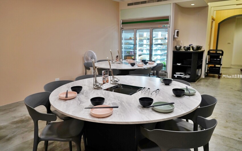 台南中西區美食，牛苑溫體牛火鍋每日直送，最美打卡系火鍋店。