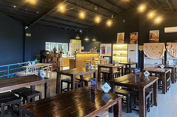 蘆竹景觀餐廳│古福Good Food窯烤披薩,美麗夜景還能看飛機起降,一旁就是大古步道公園│蘆竹登山散心、賞夜景吃美食好地方-16.jpg 蘆竹景觀餐廳│古福Good Food窯烤披薩,美麗夜景還能看飛機起降,一旁就是大古步道公園│蘆竹登山散心、賞夜景吃美食好地方-16.jpg