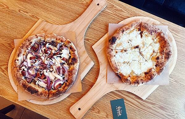 蘆竹景觀餐廳│古福Good Food窯烤披薩,美麗夜景還能看飛機起降,一旁就是大古步道公園│蘆竹登山散心、賞夜景吃美食好地方-27.jpg 蘆竹景觀餐廳│古福Good Food窯烤披薩,美麗夜景還能看飛機起降,一旁就是大古步道公園│蘆竹登山散心、賞夜景吃美食好地方-27.jpg