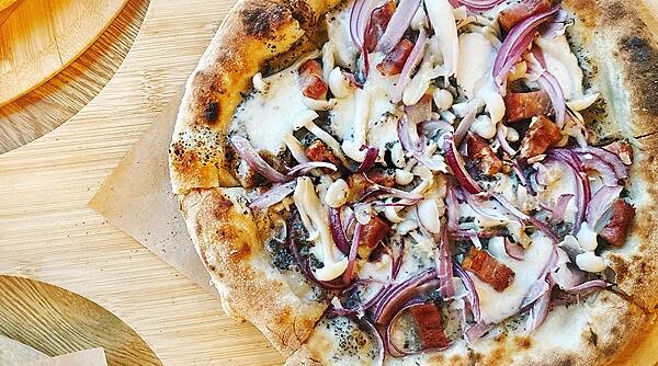 蘆竹景觀餐廳│古福Good Food窯烤披薩,美麗夜景還能看飛機起降,一旁就是大古步道公園│蘆竹登山散心、賞夜景吃美食好地方-34.jpg 蘆竹景觀餐廳│古福Good Food窯烤披薩,美麗夜景還能看飛機起降,一旁就是大古步道公園│蘆竹登山散心、賞夜景吃美食好地方-34.jpg