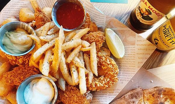 蘆竹景觀餐廳│古福Good Food窯烤披薩,美麗夜景還能看飛機起降,一旁就是大古步道公園│蘆竹登山散心、賞夜景吃美食好地方-52.jpg 蘆竹景觀餐廳│古福Good Food窯烤披薩,美麗夜景還能看飛機起降,一旁就是大古步道公園│蘆竹登山散心、賞夜景吃美食好地方-52.jpg