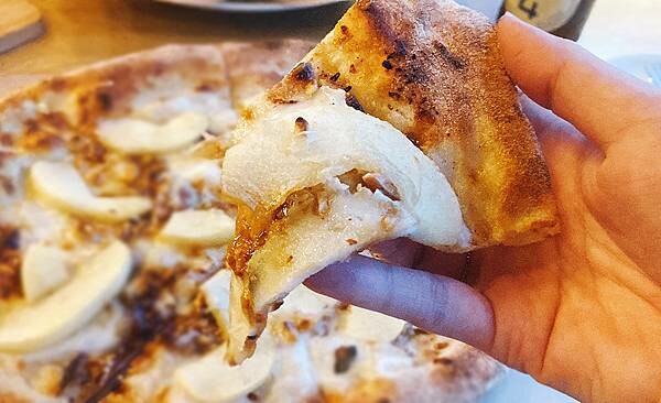 蘆竹景觀餐廳│古福Good Food窯烤披薩,美麗夜景還能看飛機起降,一旁就是大古步道公園│蘆竹登山散心、賞夜景吃美食好地方-47.jpg 蘆竹景觀餐廳│古福Good Food窯烤披薩,美麗夜景還能看飛機起降,一旁就是大古步道公園│蘆竹登山散心、賞夜景吃美食好地方-47.jpg