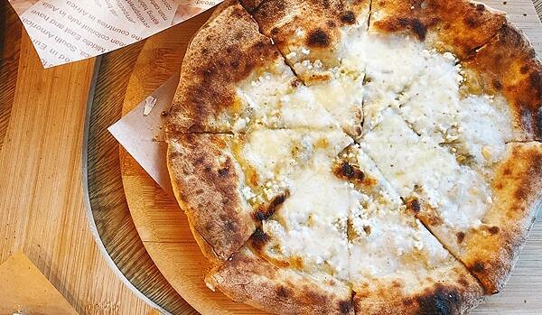 蘆竹景觀餐廳│古福Good Food窯烤披薩,美麗夜景還能看飛機起降,一旁就是大古步道公園│蘆竹登山散心、賞夜景吃美食好地方-40.jpg 蘆竹景觀餐廳│古福Good Food窯烤披薩,美麗夜景還能看飛機起降,一旁就是大古步道公園│蘆竹登山散心、賞夜景吃美食好地方-40.jpg