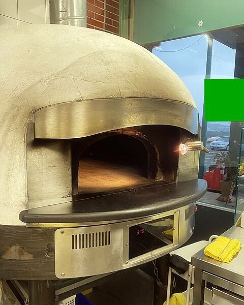 蘆竹景觀餐廳│古福Good Food窯烤披薩,美麗夜景還能看飛機起降,一旁就是大古步道公園│蘆竹登山散心、賞夜景吃美食好地方-24.jpg 蘆竹景觀餐廳│古福Good Food窯烤披薩,美麗夜景還能看飛機起降,一旁就是大古步道公園│蘆竹登山散心、賞夜景吃美食好地方-24.jpg