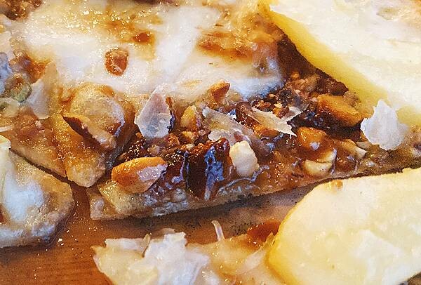 蘆竹景觀餐廳│古福Good Food窯烤披薩,美麗夜景還能看飛機起降,一旁就是大古步道公園│蘆竹登山散心、賞夜景吃美食好地方-46.jpg 蘆竹景觀餐廳│古福Good Food窯烤披薩,美麗夜景還能看飛機起降,一旁就是大古步道公園│蘆竹登山散心、賞夜景吃美食好地方-46.jpg