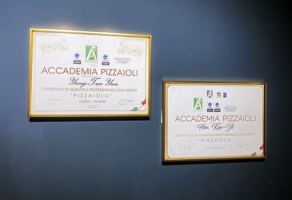 蘆竹景觀餐廳│古福Good Food窯烤披薩,美麗夜景還能看飛機起降,一旁就是大古步道公園│蘆竹登山散心、賞夜景吃美食好地方-13.jpg 蘆竹景觀餐廳│古福Good Food窯烤披薩,美麗夜景還能看飛機起降,一旁就是大古步道公園│蘆竹登山散心、賞夜景吃美食好地方-13.jpg