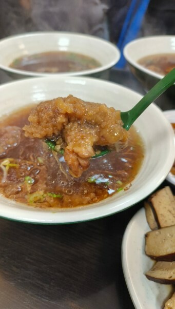大甲美食必訪!特食豐原排骨酥麵，鎮瀾宮周邊在地人激推首選