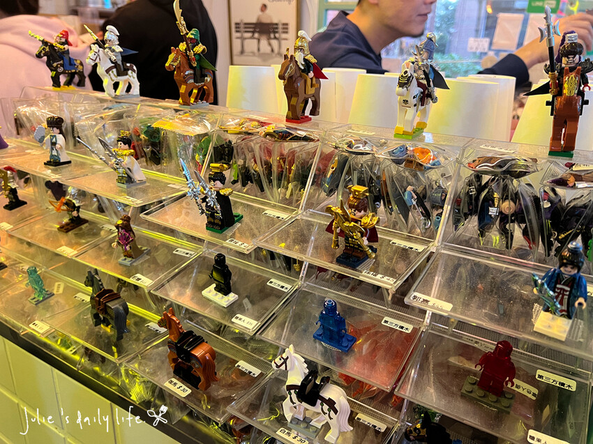 三峽早午餐推薦-富士商號 fuji-近三峽老街、臭豆腐三明治、炒泡麵、復古風早午餐-附菜單 @跟著Julie一起走吧