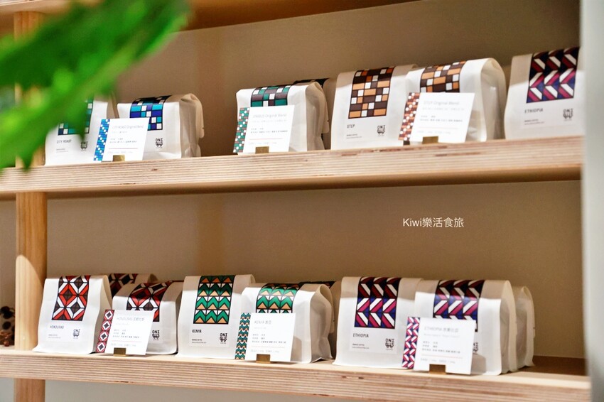 日本中目黑超人氣咖啡館到蔦屋書店老佛爺店來過嗎?人氣無敵夯~