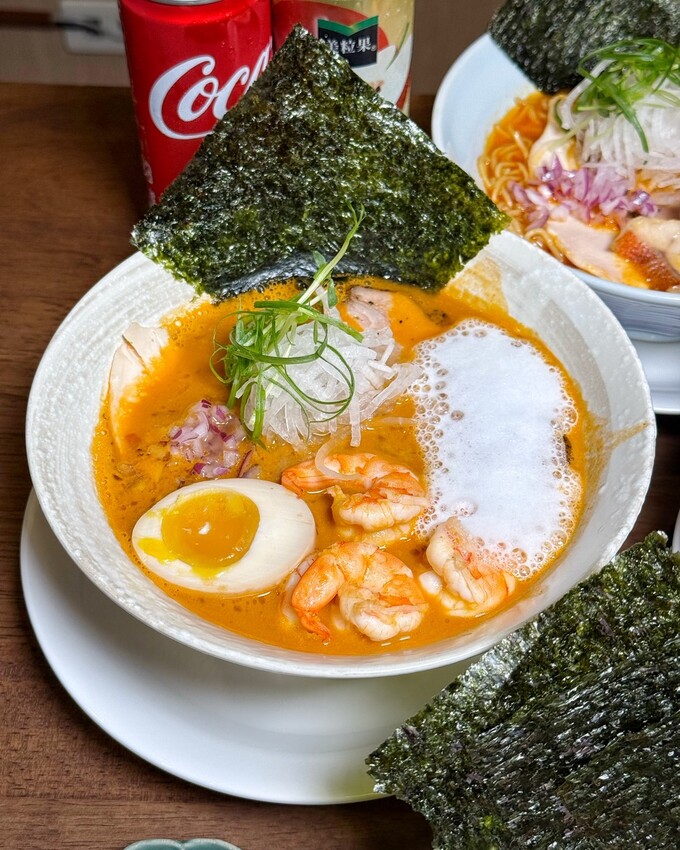 【麵屋有漁-頭份店】全台最強魚介系日式拉麵店插旗苗栗啦！首推原味石斑魚白湯拉麵，濃濃魚鮮味並帶有厚厚膠質感～超濃郁卡布奇諾蝦湯拉麵，蝦控絕對不要錯過！ - 阿華田的美食日記