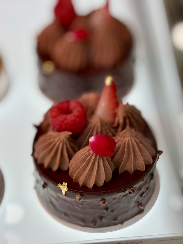 桃園市|八德區|生活在中壢的幸福甜點店~艾蕾蒂巴黎甜點3.0新址開幕,十多年品質如一,甜蜜升級!(中壢美食/中壢甜點/中壢下午茶/中壢下午茶推薦/中壢必吃)