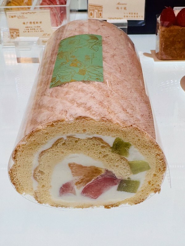 桃園市|八德區|生活在中壢的幸福甜點店~艾蕾蒂巴黎甜點3.0新址開幕,十多年品質如一,甜蜜升級!(中壢美食/中壢甜點/中壢下午茶/中壢下午茶推薦/中壢必吃)