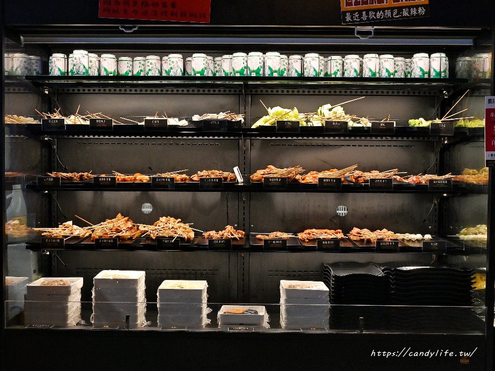 ABV串串啤酒館|台北西門宵夜場推薦!麻辣串串結合重慶江湖菜,營業至凌晨三點! - 糖糖's 享食生活