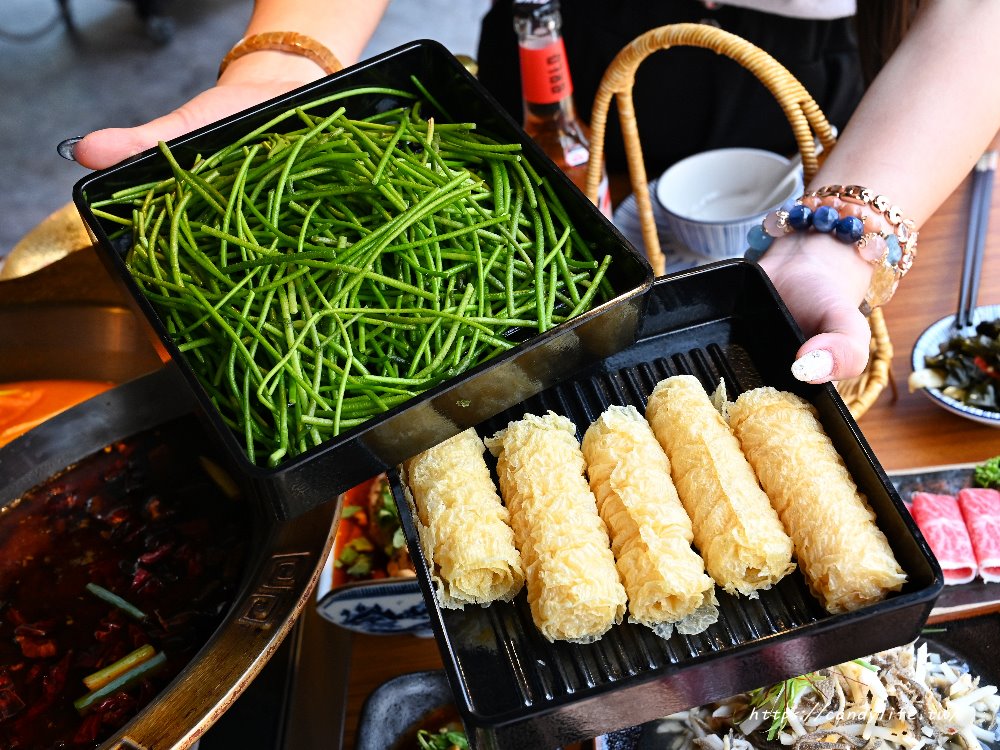 ABV串串啤酒館|台北西門宵夜場推薦!麻辣串串結合重慶江湖菜,營業至凌晨三點! - 糖糖's 享食生活