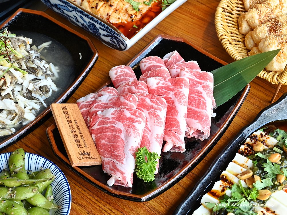 ABV串串啤酒館|台北西門宵夜場推薦!麻辣串串結合重慶江湖菜,營業至凌晨三點! - 糖糖's 享食生活