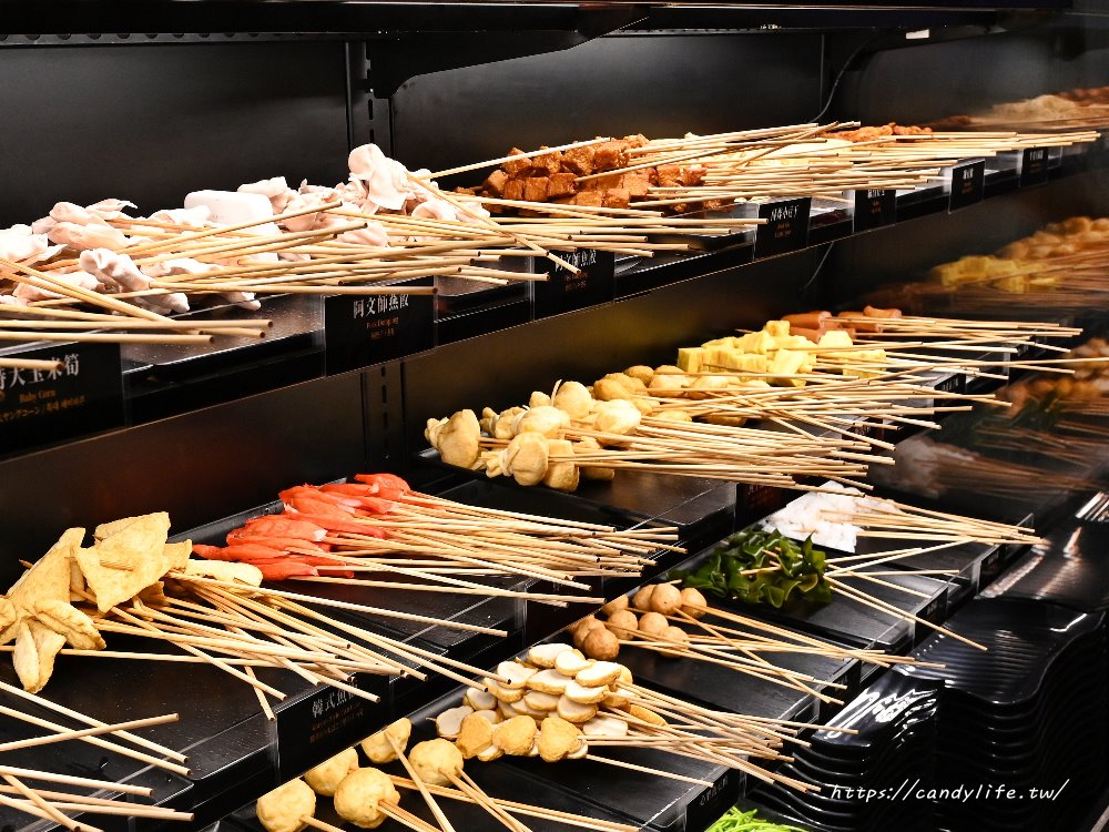 ABV串串啤酒館|台北西門宵夜場推薦!麻辣串串結合重慶江湖菜,營業至凌晨三點! - 糖糖's 享食生活