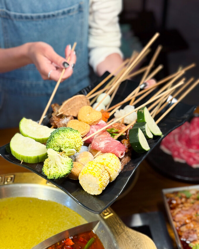 台北市萬華區西門火鍋推薦|ABV 串串啤酒館:重慶串串、自助涮料、精釀啤酒 - 安妮 Anny