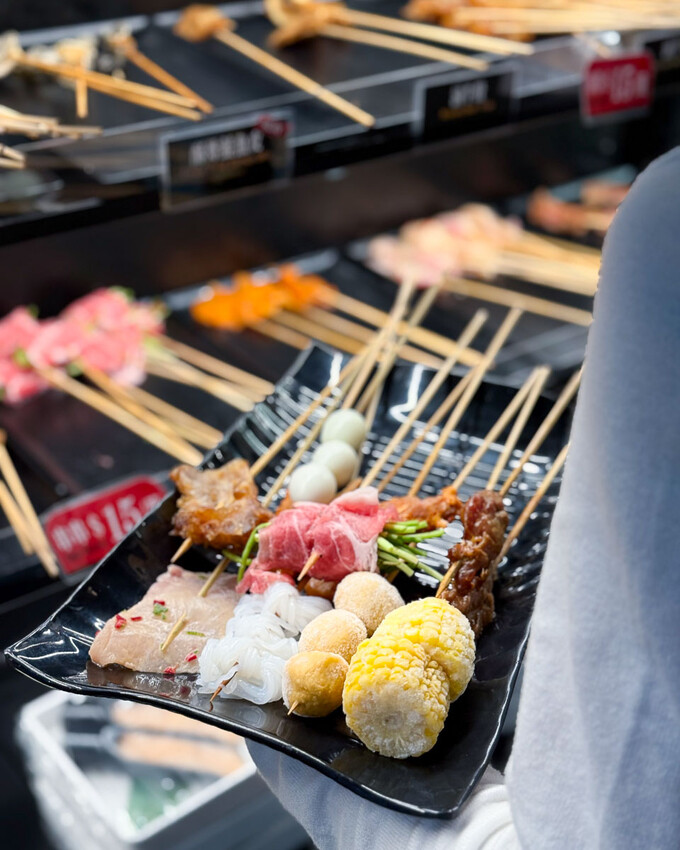 台北市萬華區西門火鍋推薦|ABV 串串啤酒館:重慶串串、自助涮料、精釀啤酒 - 安妮 Anny