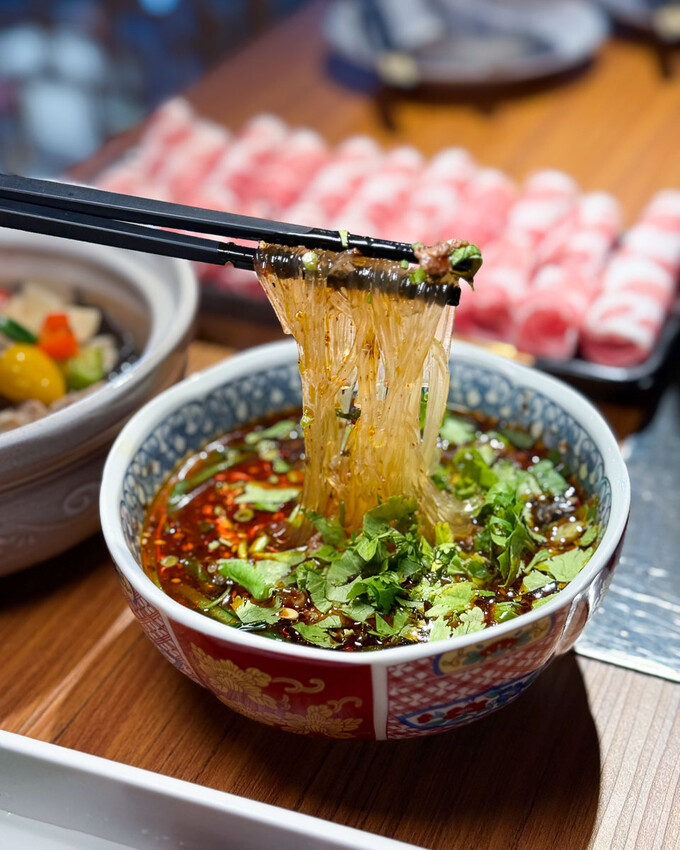 台北市萬華區西門火鍋推薦|ABV 串串啤酒館:重慶串串、自助涮料、精釀啤酒 - 安妮 Anny