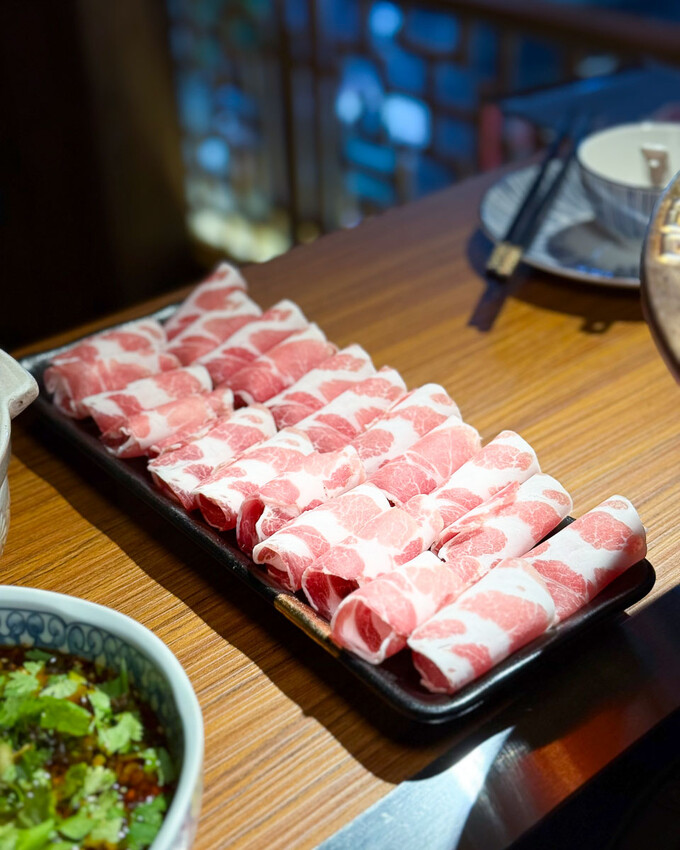 台北市萬華區西門火鍋推薦|ABV 串串啤酒館:重慶串串、自助涮料、精釀啤酒 - 安妮 Anny