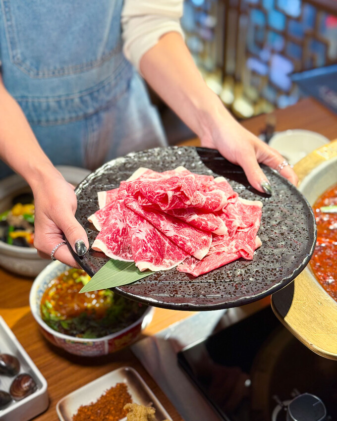 台北市萬華區西門火鍋推薦|ABV 串串啤酒館:重慶串串、自助涮料、精釀啤酒 - 安妮 Anny