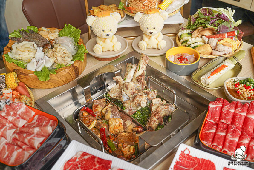最狂肉肉無限放題、超萌星野牛奶熊泡湯、50種食材自助吧、熟食冰淇淋飲品都不能少 X 星野肉肉鍋 高雄五甲公園店 - 跟著尼力吃喝玩樂＆親子生活
