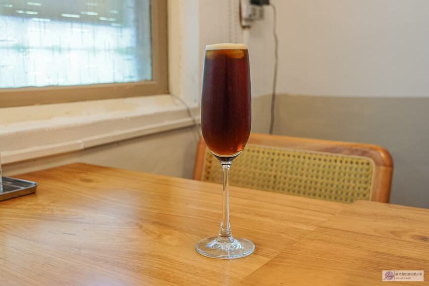 花蓮老宅文青咖啡廳:SabiSabi Coffee&Sweets 必點肉桂捲。