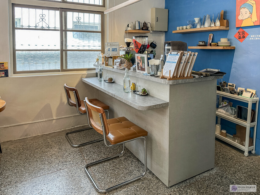 花蓮老宅文青咖啡廳:SabiSabi Coffee&Sweets 必點肉桂捲。