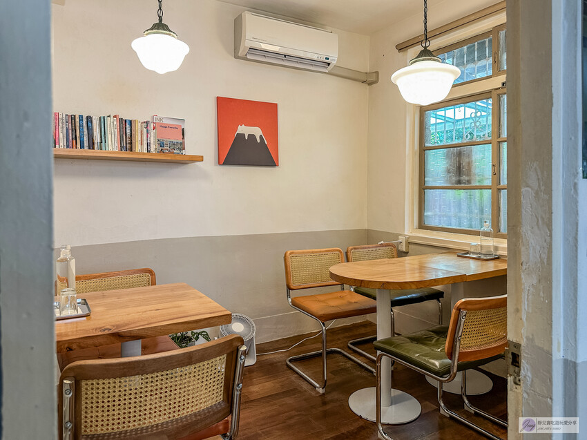 花蓮老宅文青咖啡廳:SabiSabi Coffee&Sweets 必點肉桂捲。