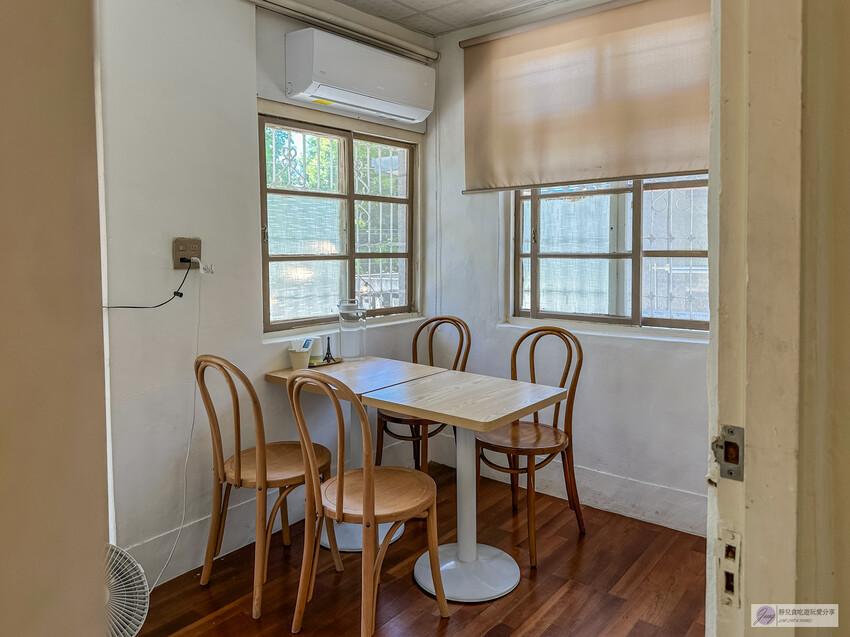 花蓮老宅文青咖啡廳:SabiSabi Coffee&Sweets 必點肉桂捲。