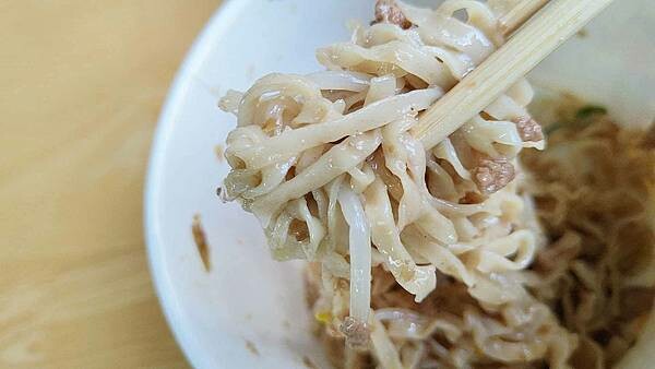 【台北美食】正宗台南意麵|只開三小時的無名麵店!吃了會讚不絕口哦~!