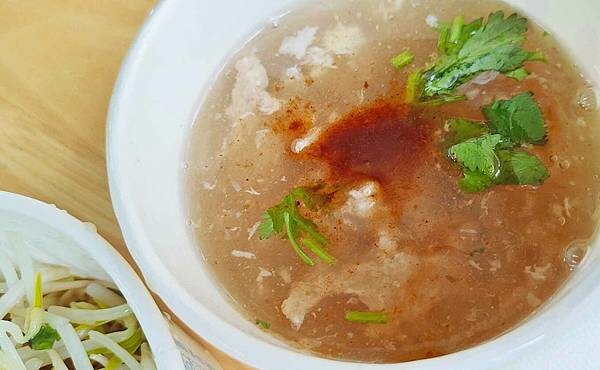 【台北美食】正宗台南意麵|只開三小時的無名麵店!吃了會讚不絕口哦~!