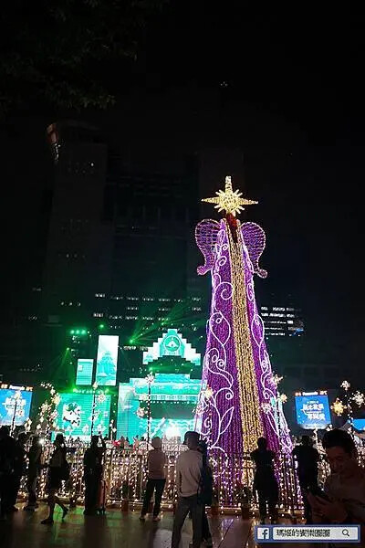 板橋火鍋推薦！占元府新台式潮鍋開幕，經典台式燒酒雞與滷味小菜超滿足。