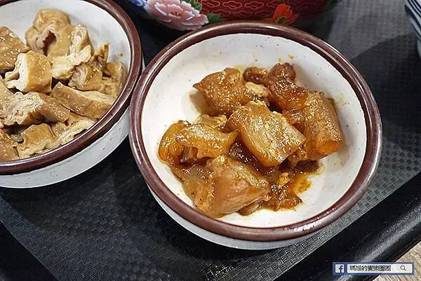 板橋火鍋推薦！占元府新台式潮鍋開幕，經典台式燒酒雞與滷味小菜超滿足。