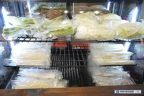 板橋火鍋推薦！占元府新台式潮鍋開幕，經典台式燒酒雞與滷味小菜超滿足。