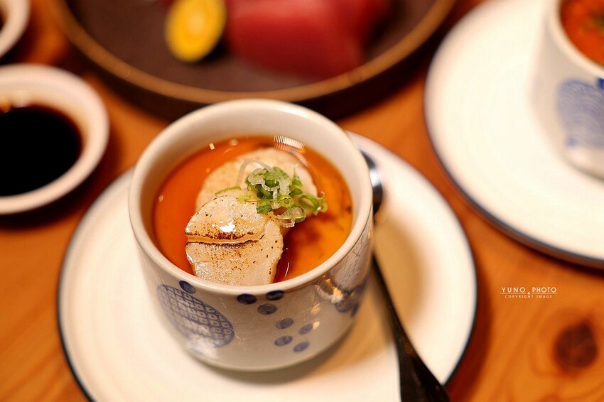 台中南區日式料理推薦！隱身巷弄的洵首日料，主廚手藝一絕，饕客最愛。