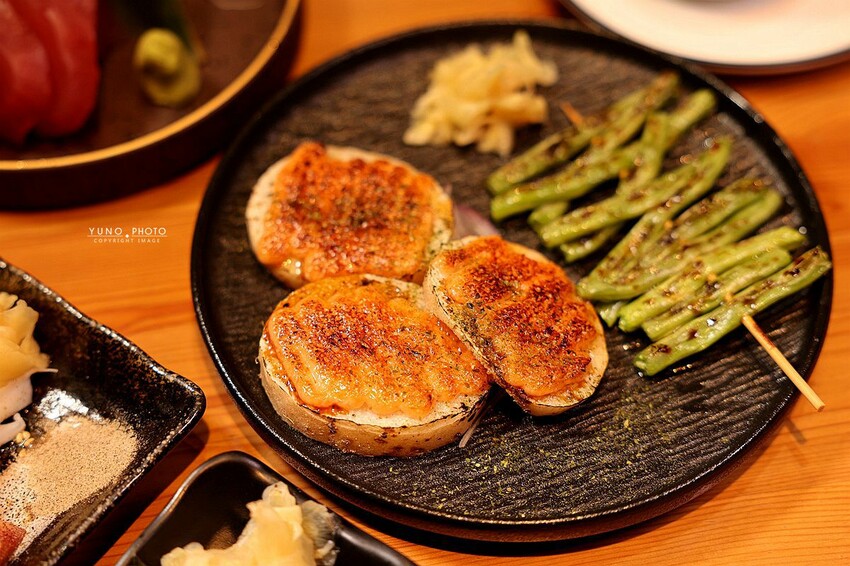 台中南區日式料理推薦！隱身巷弄的洵首日料，主廚手藝一絕，饕客最愛。