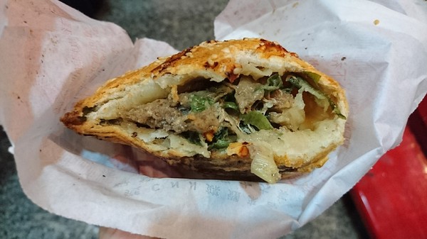 福州世祖胡椒餅(重慶店)：台北~福州世祖胡椒餅(重慶店)~CNN評鑑為台灣十大美食之一~來自饒河夜市的好味道~