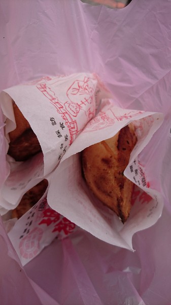 福州世祖胡椒餅(重慶店)：台北~福州世祖胡椒餅(重慶店)~CNN評鑑為台灣十大美食之一~來自饒河夜市的好味道~