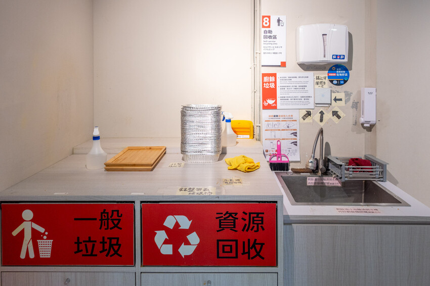 台北市士林區【美食】阿啾西無人拉麵店，24H自助拉麵，輕鬆加料自己來！宵夜快速美味！