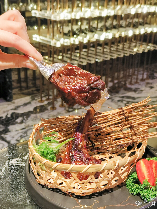 中山站深夜美食！凌舞餐酒館必吃石狩鍋 羊肩排台北完美餐酒聚會。