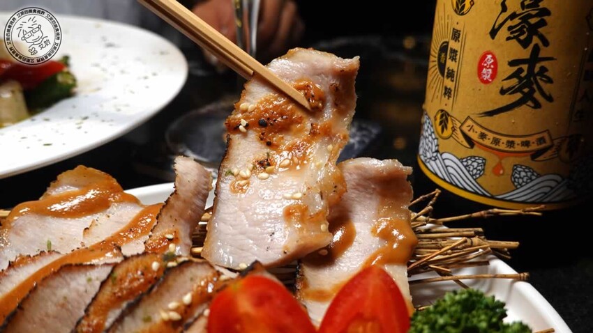 台北市中山區【 條通餐酒館 】隱藏於條通商圈高品質餐酒館，低調奢華的裝潢、美味的無國界創意料理、種類眾多的美酒在這