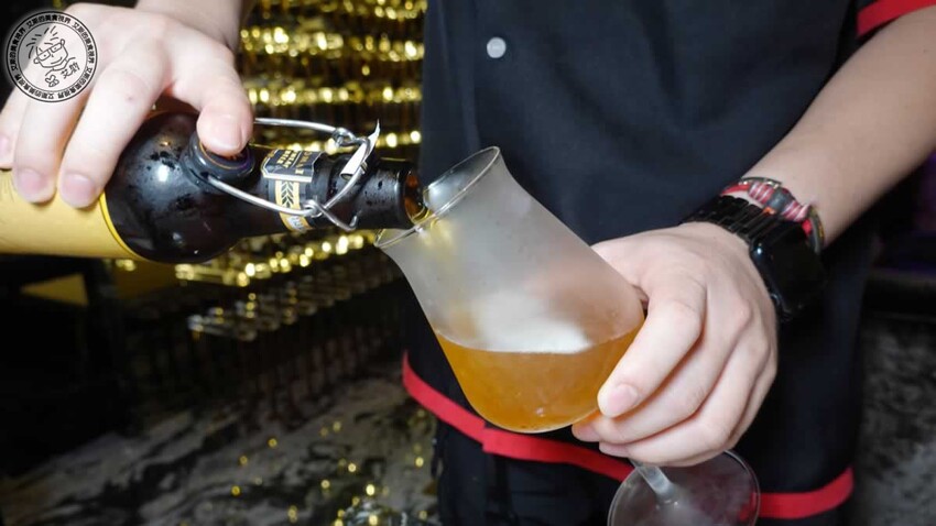 台北市中山區【 條通餐酒館 】隱藏於條通商圈高品質餐酒館，低調奢華的裝潢、美味的無國界創意料理、種類眾多的美酒在這