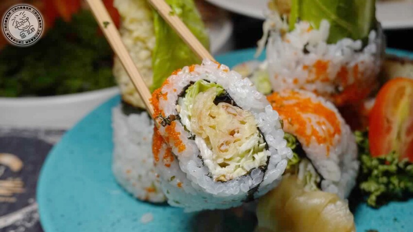 台北市中山區【 條通餐酒館 】隱藏於條通商圈高品質餐酒館，低調奢華的裝潢、美味的無國界創意料理、種類眾多的美酒在這