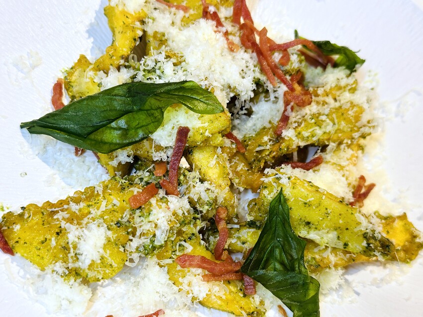 【點八粵 台北忠孝店】超人氣港式餐廳插旗台北!品嚐港式茶點和 【點八粵 台北忠孝店】超人氣港式餐廳插旗台北!品嚐港式茶點和