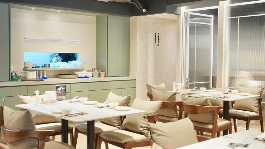 台北東區下午茶推薦！最時尚茶餐廳「點八粵」雙層港式點心只要298元。