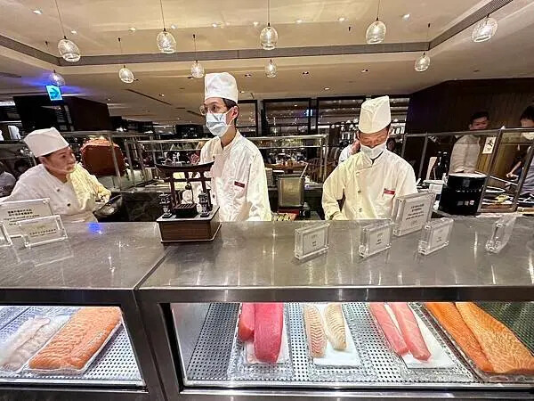 信義區吃到飽必吃！台北君悅酒店凱菲屋松露燉飯、爐烤牛排吃到飽。