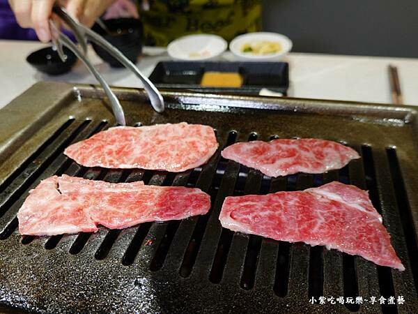 日本特選和牛肉-肉民聚集所桃園店 (2).jpg