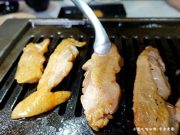 秘製雞腿排-肉民聚集所桃園店 (1).jpg