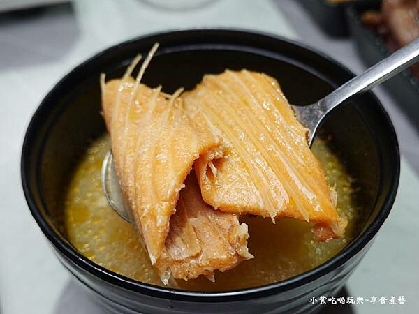 免費續日式鮭魚味噌湯-肉民聚集所桃園店.jpg